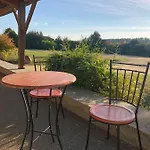 Logis De Poellier Penzion Baugé