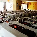 Logis De Poellier 3* באוג'ה