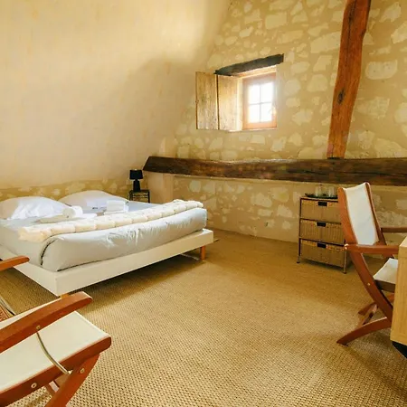 Logis De Poellier בית הארחה