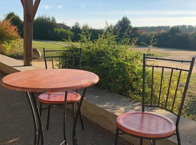 Logis De Poellier Дом отдыха Bauge-en-Anjou