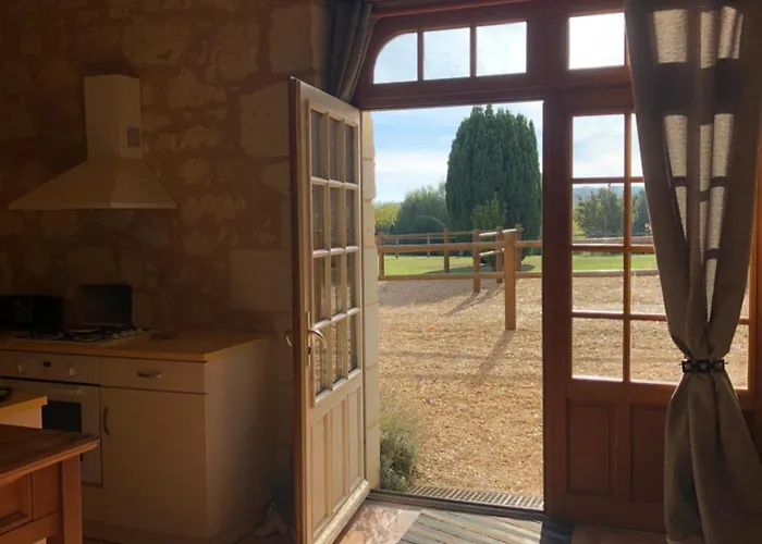 Logis De Poellier * Bauge-en-Anjou